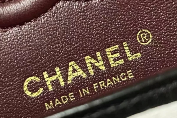 CF Classis Flap Leather Small Black Sheep Gold◾️
