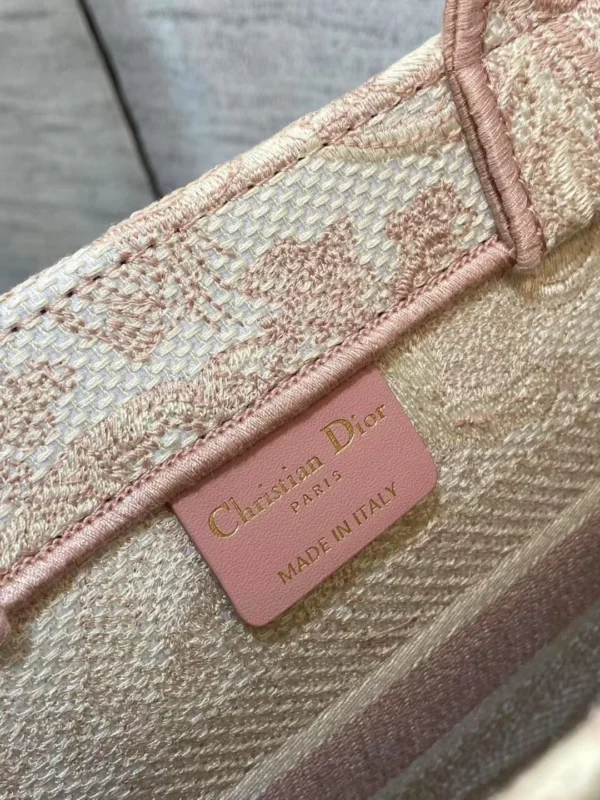 Dr small pink bag