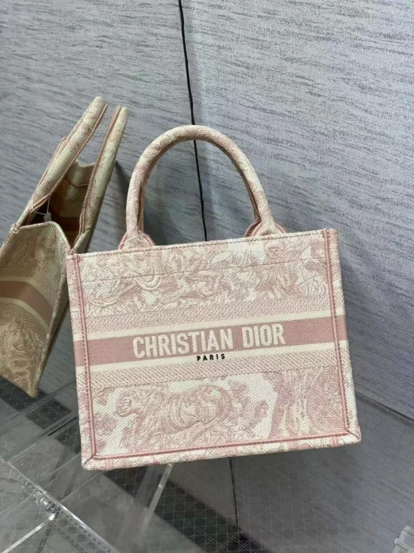 Dr small pink bag