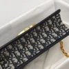 Exclusive 30 Montaigne Large Chain Bag