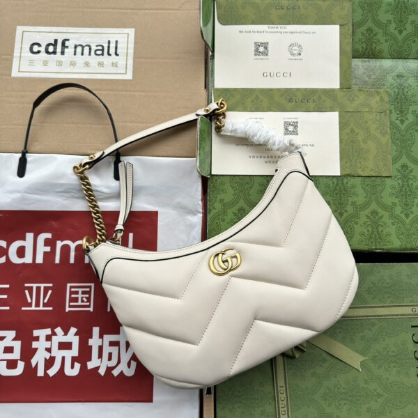 Gucci Marmont series small shoulder bag