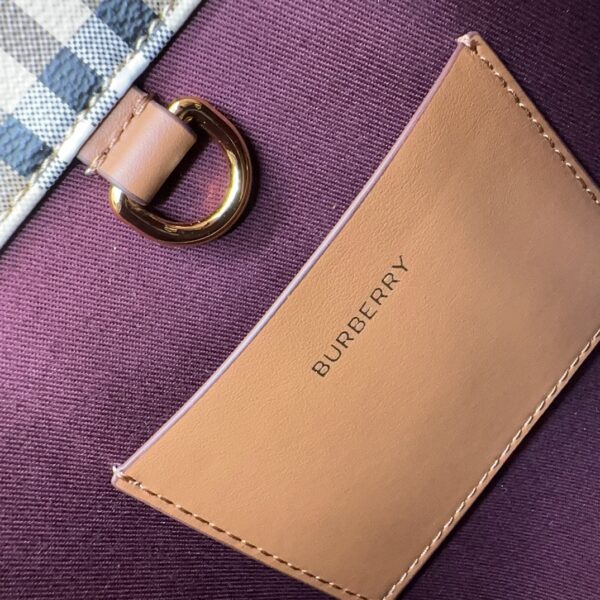 Burberry Mini Brown Check 💕Freyatote