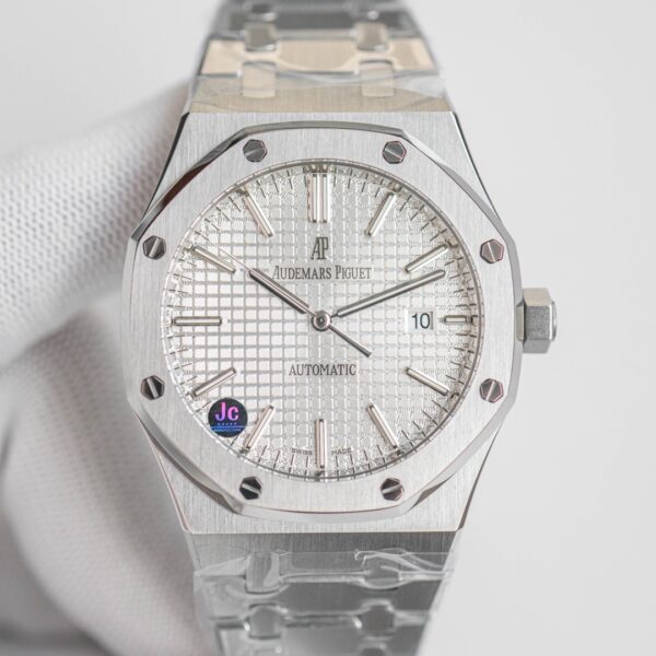 Audemars Piguet Royal Oak 15400 is the pinnacle!