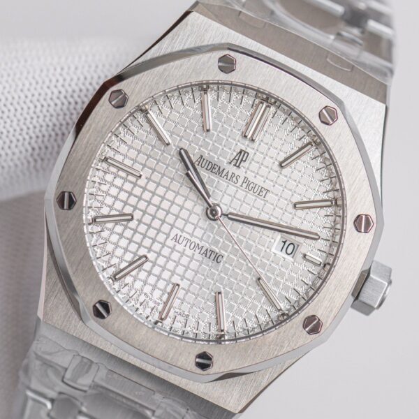 Audemars Piguet Royal Oak 15400 is the pinnacle!
