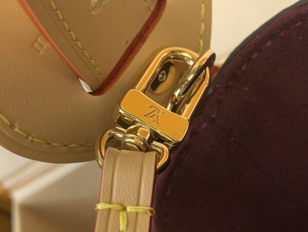 LV Bucket Bag - Used M12925 Presbyopia