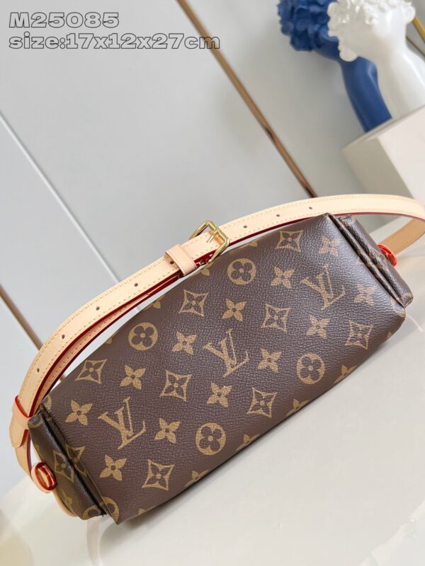 LV: M25085 P650 Odysée Handbag