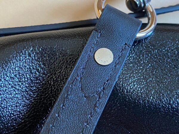 LV：M12192 SunsetVibe Bag
