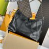 CARRYALL DARK Medium Handbag M25143