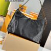 CARRYALL DARK Medium Handbag M25143