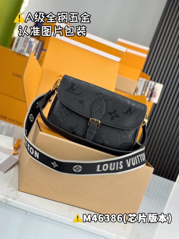 LV：DIANE handbag M46386