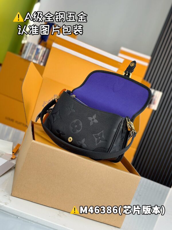 LV：DIANE handbag M46386