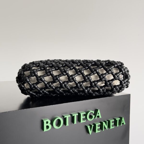 Bottega Veneta new product
