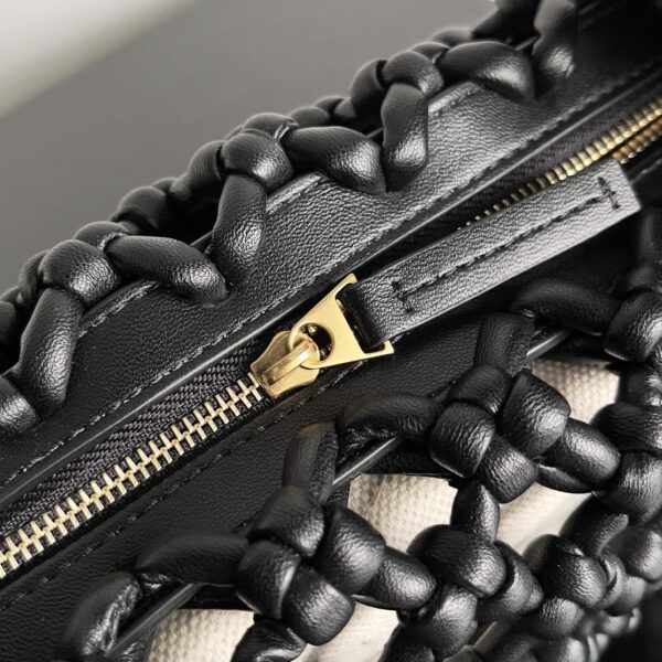 Bottega Veneta new product