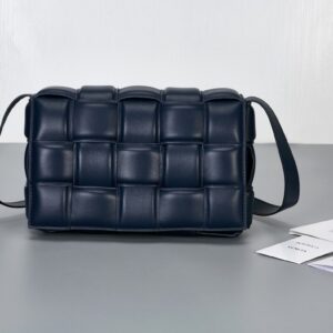 19 new upgraded version of CHANE WOC chain bag