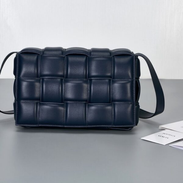 BV Cassette pillow bag