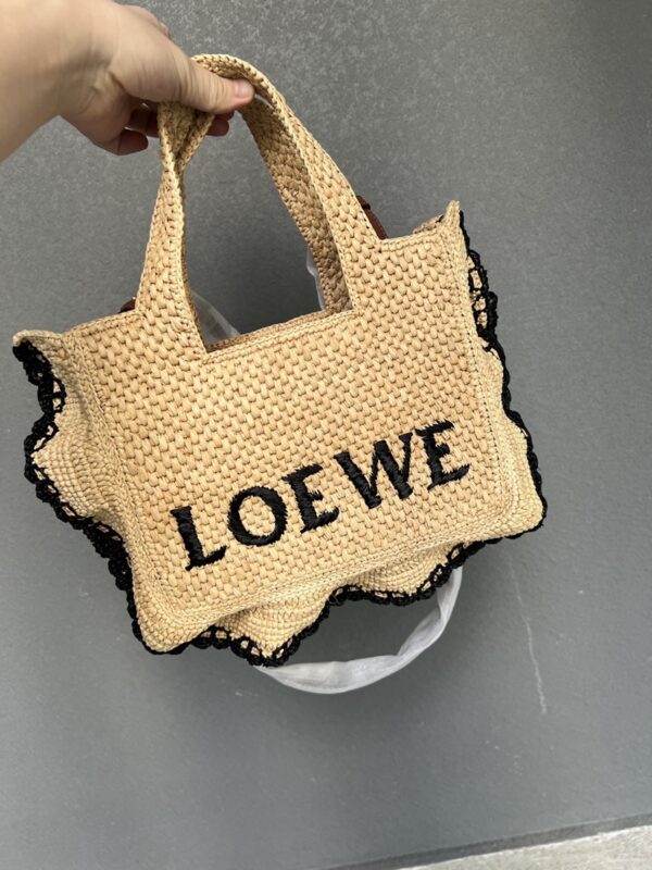 LO℮w℮🌟New🆕Small Raffia Font Tote Handbag