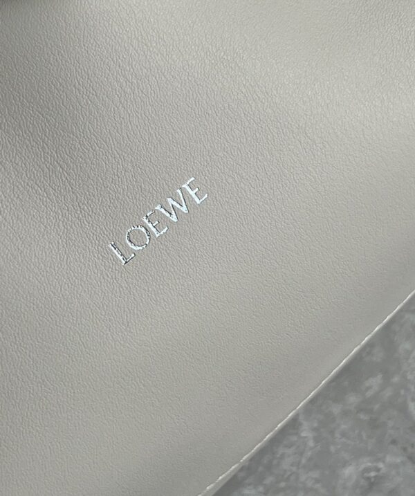Loewe  Flamenco