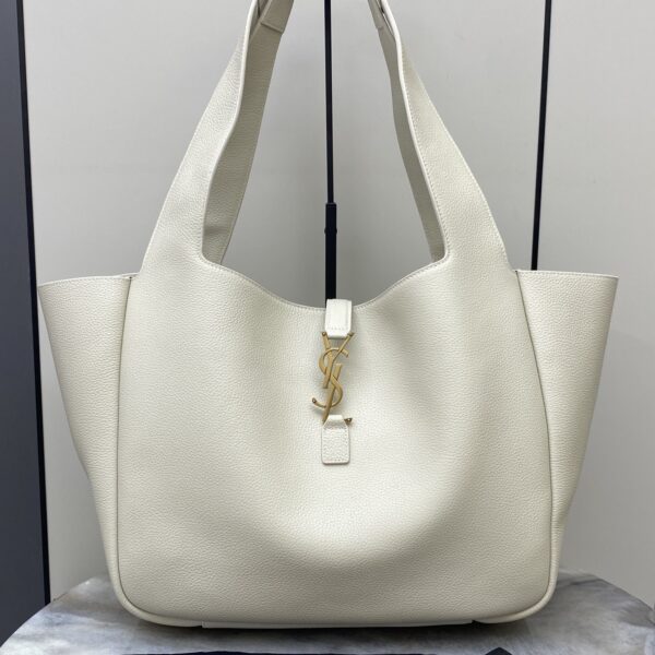 Yves Saint Laurent's new BEA handbag horizontal tote bag