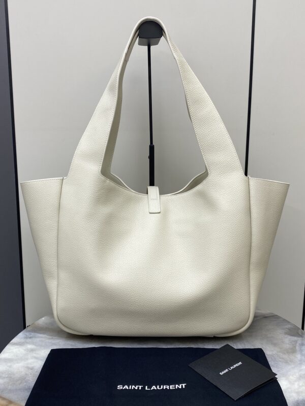 Yves Saint Laurent's new BEA handbag horizontal tote bag