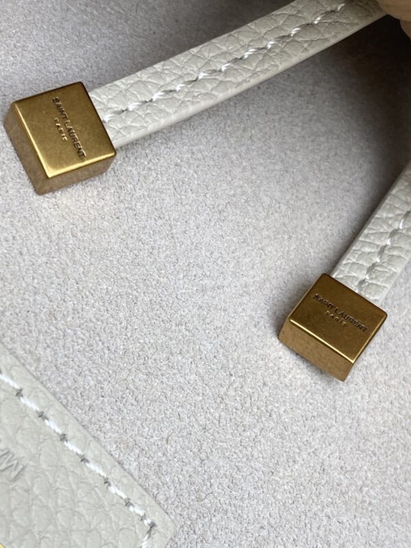 Yves Saint Laurent's new BEA handbag horizontal tote bag