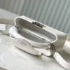 M24671 White Medium