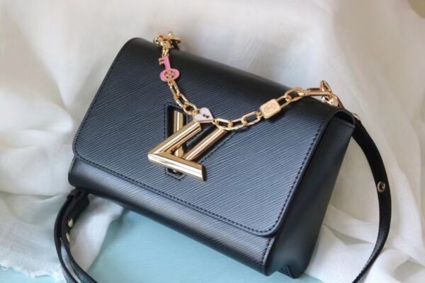 lv bag The latest Twist hit