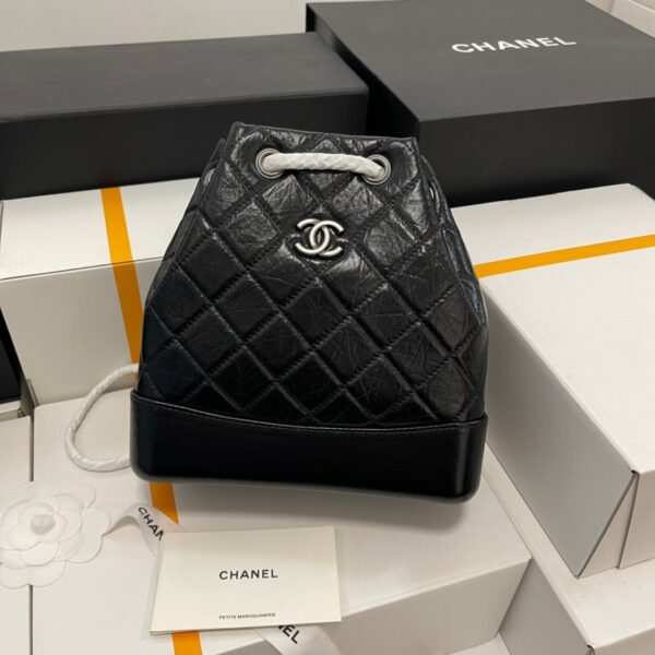 Chanel 𝑔𝑎𝑏𝑟𝑖𝑒𝑙𝑙𝑒 backpack classic wanderlust