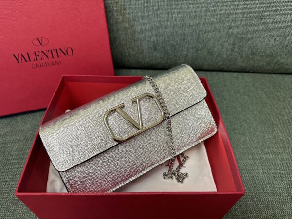 Valentino Garavani VLogoSignature grained calfskin clutch