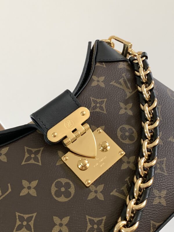 LV m46659