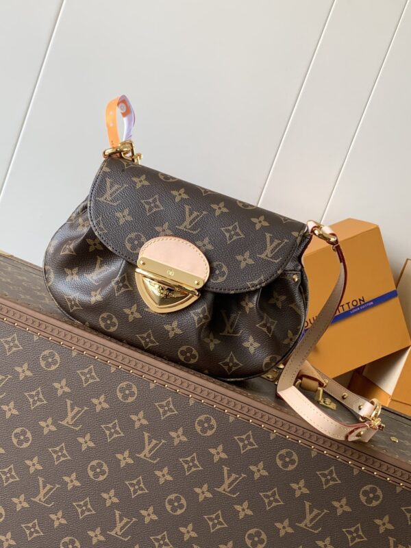 LV m13617
