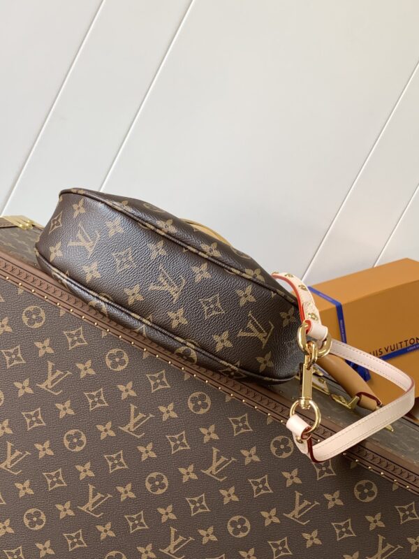 LV m13617