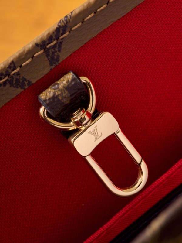 LV  m46839